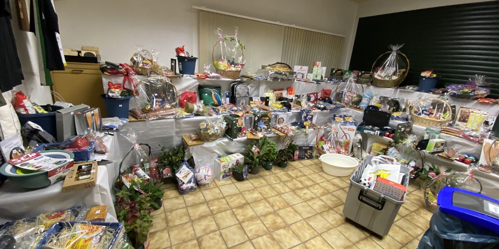 Kartenvorverkauf zum Anglerball / Party des Anglers beginnt