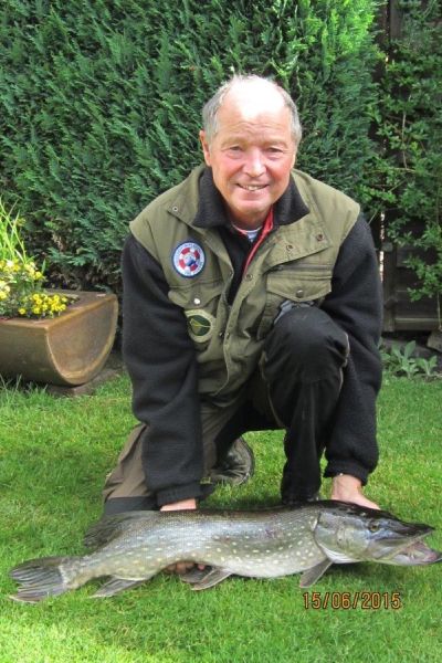 Hans-Dieter Pacholke, Hecht